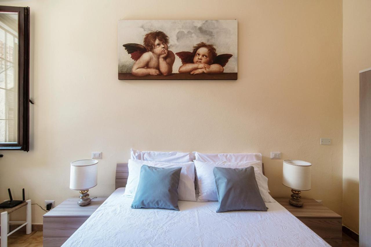 كومو B&B La Corte And Home Restaurant - Free Parking - 10 Minutes To The Lake And Centre المظهر الخارجي الصورة