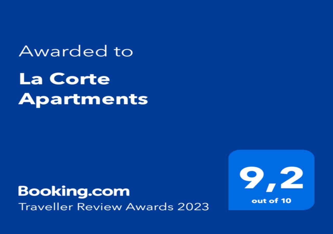 كومو B&B La Corte And Home Restaurant - Free Parking - 10 Minutes To The Lake And Centre المظهر الخارجي الصورة