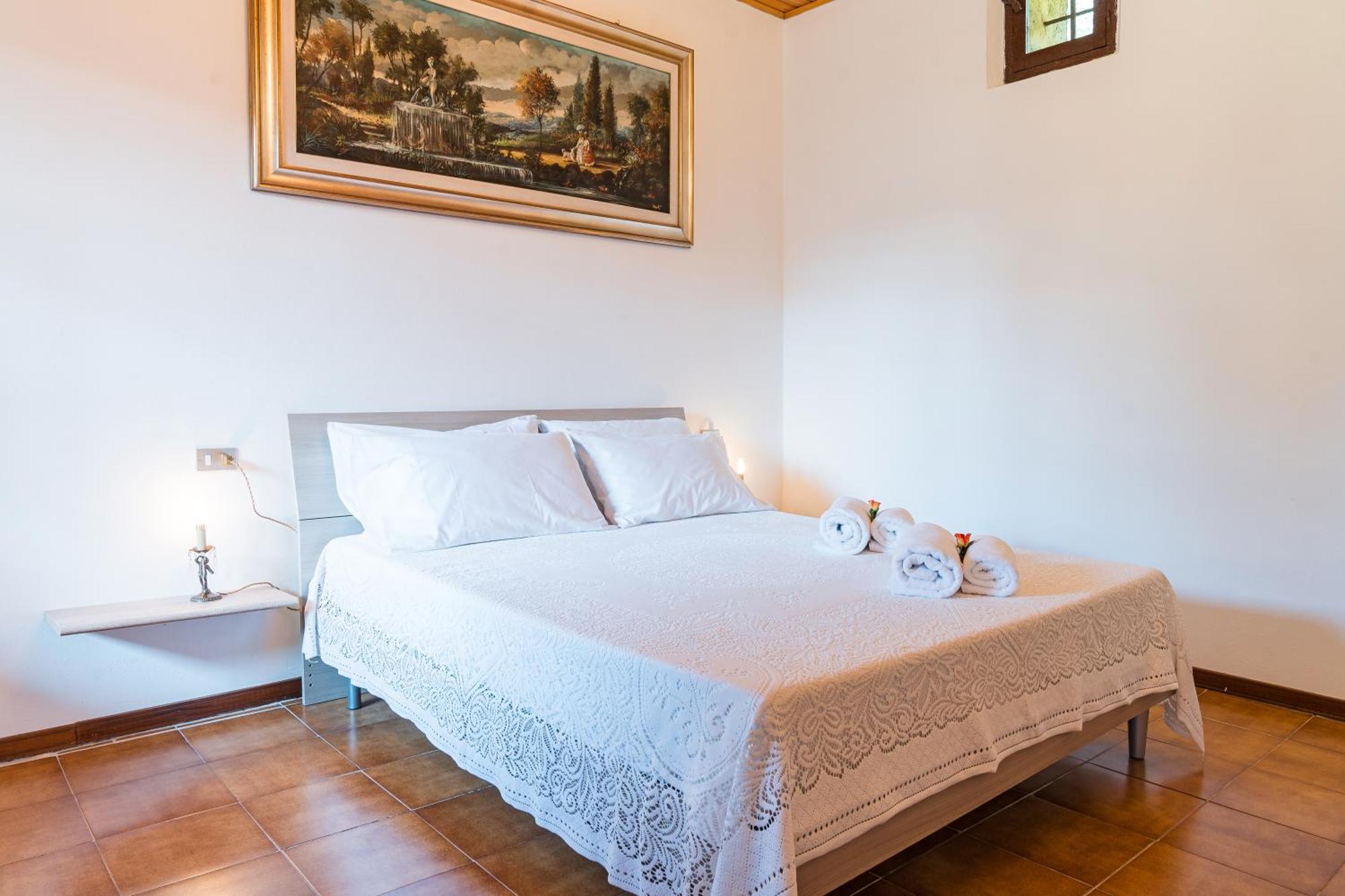 كومو B&B La Corte And Home Restaurant - Free Parking - 10 Minutes To The Lake And Centre المظهر الخارجي الصورة